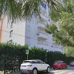 Seasons Apartament Durrës