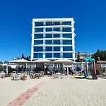 Apartament Seasons Durrës